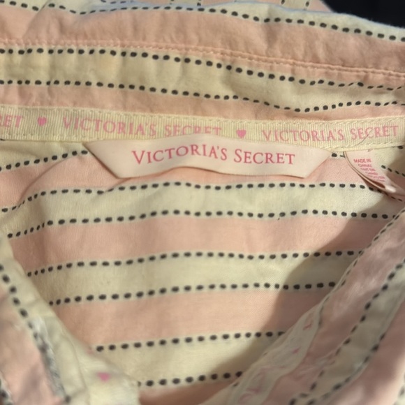 Victoria’s Secret light pink ivory stripes night buttoned down‎ shirt gown Sz M - Picture 6 of 10